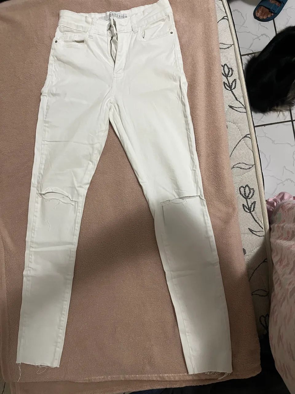 Calça jeans 34a36  R$ 30 cada