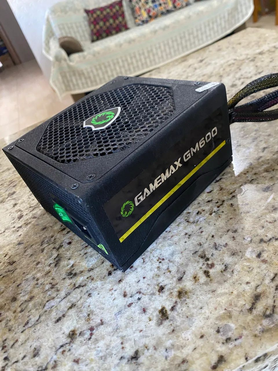 Fonte Gamer Gamemax 600w 80 plus - Foto 2