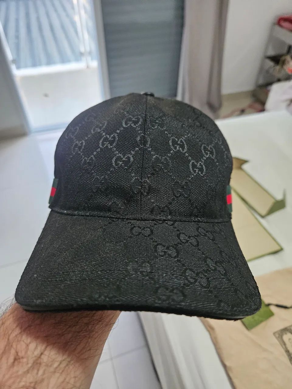 BONÉ GUCCI GG SUPREME ORIGINAL - ESTADO IMPECÁVEL.
