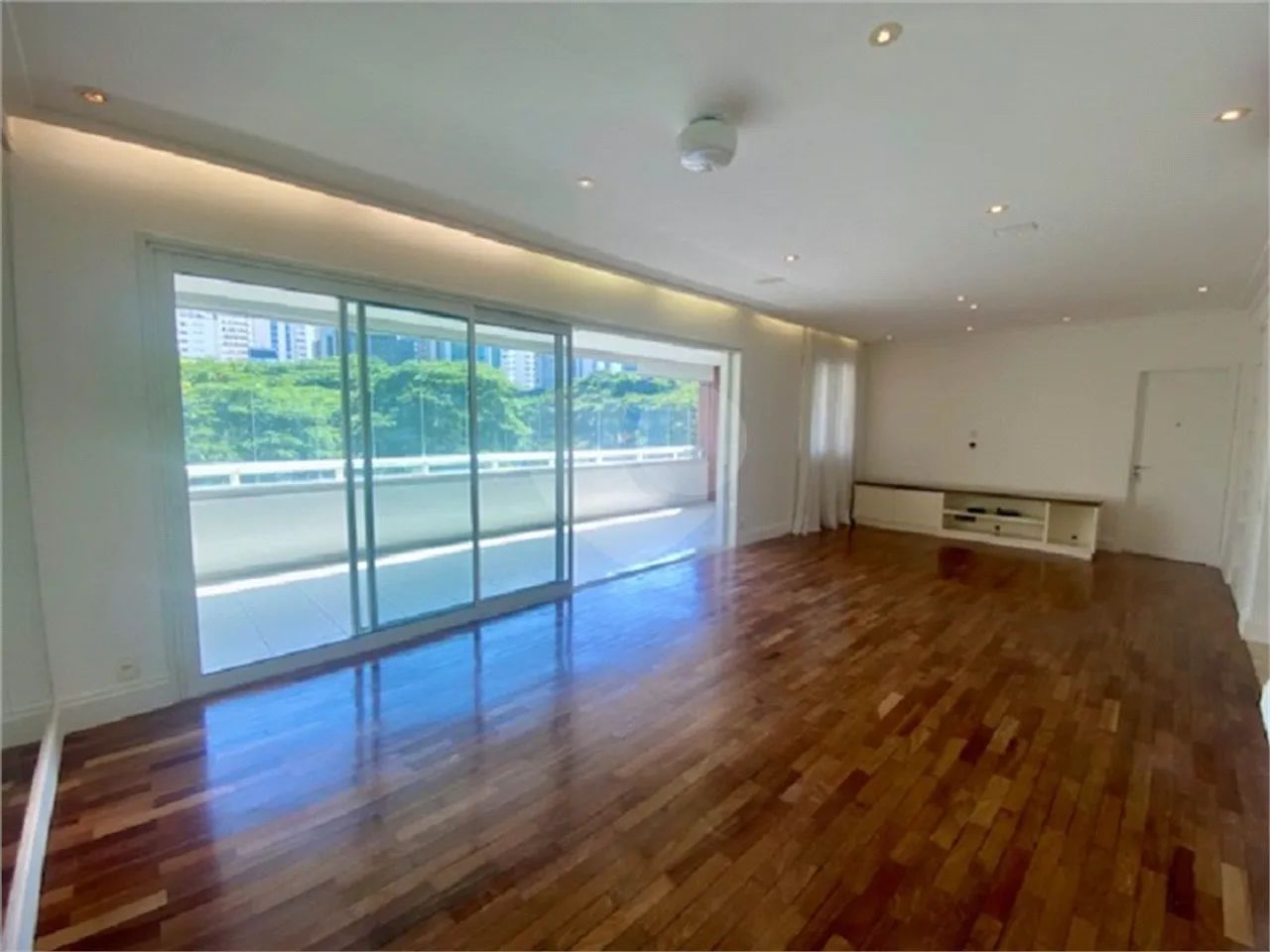 Apartamento com 2 quartos para locação em Itaim bibi - SP - Foto 3