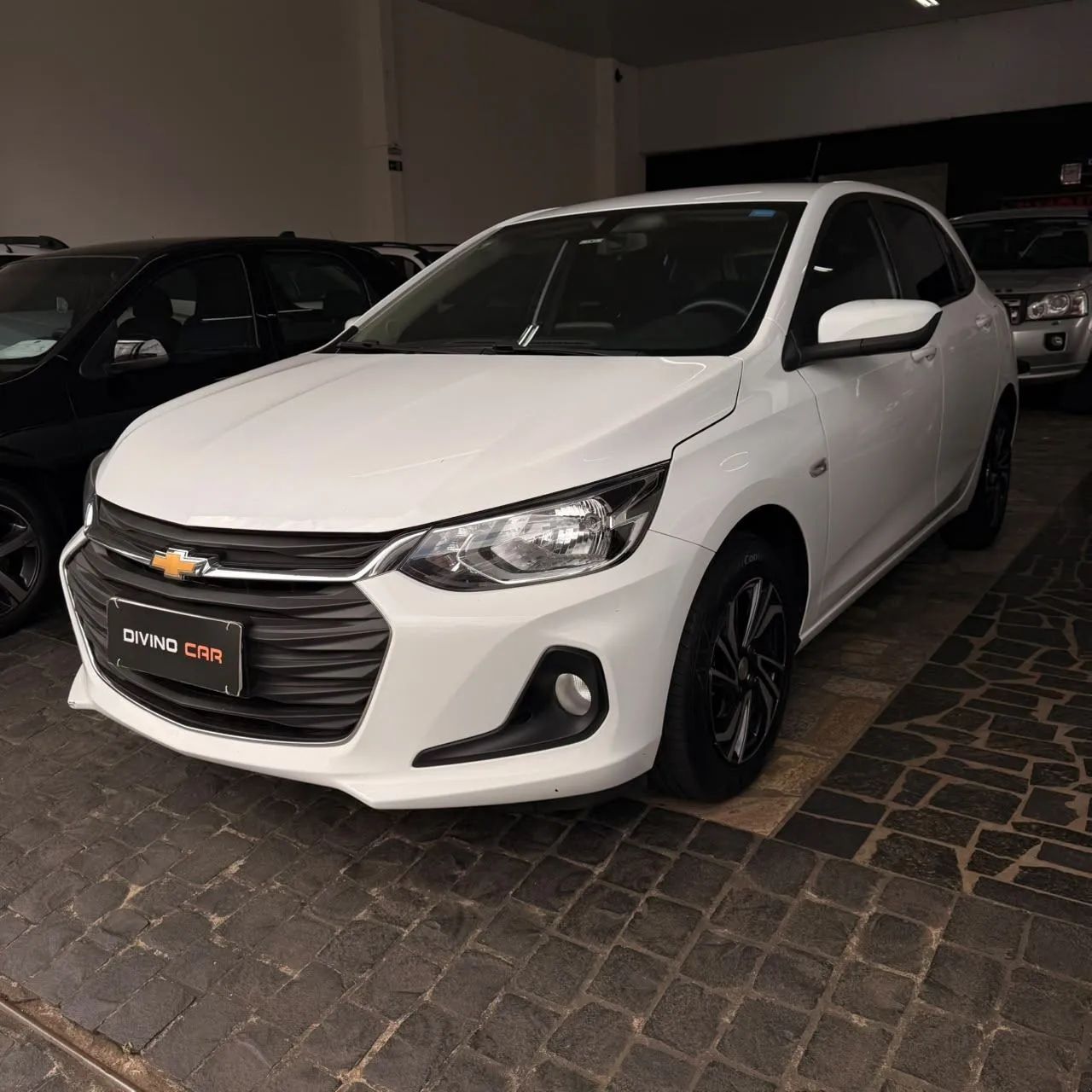 Chevrolet Onix ONIX HATCH LT 1.0 12V Flex 5p Mec. 2024