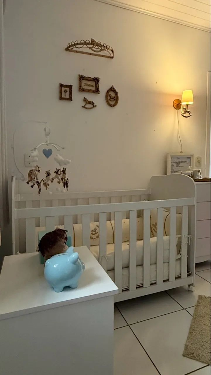 Vendo berço de bebê com colchão  - Foto 2