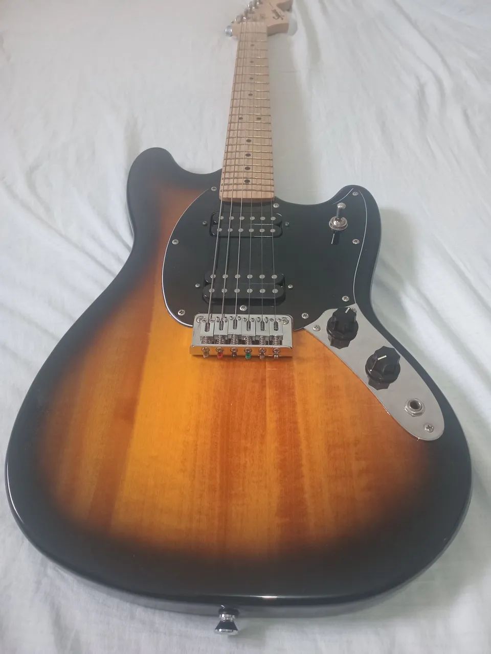 Guitarra Squier mustang - Foto 2
