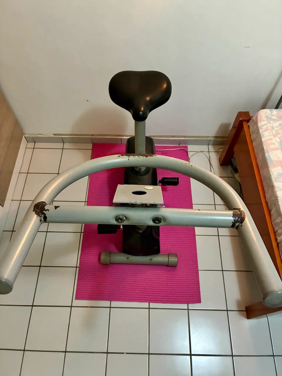 Bicicleta Ergométrica para Exercícios em Casa - Foto 3