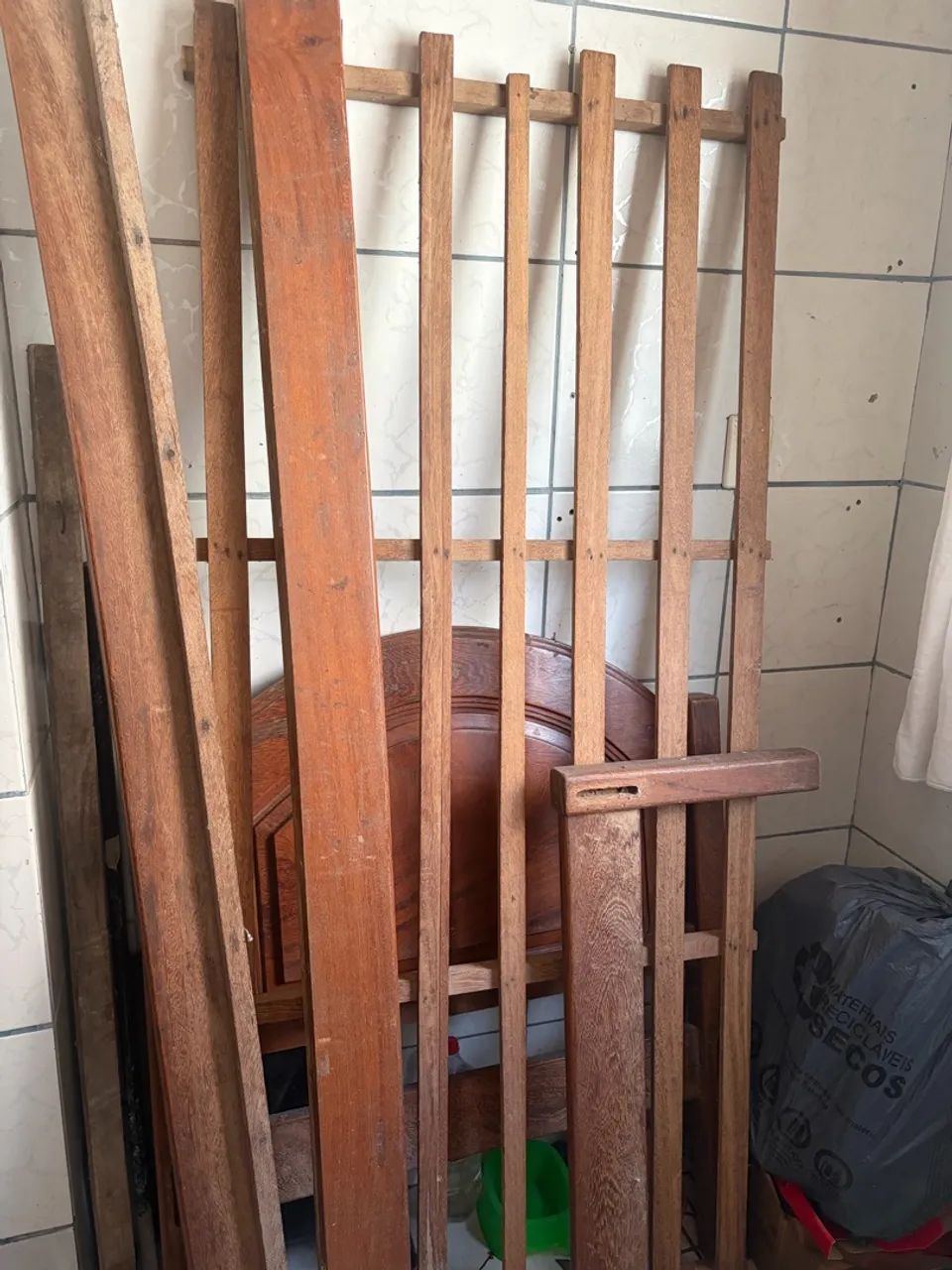 Armação para colchão solteiro  - Foto 4