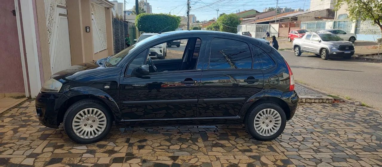 Citroën C3 C3 GLX 1.4/ GLX Sonora 1.4 Flex 8V 5p 2011