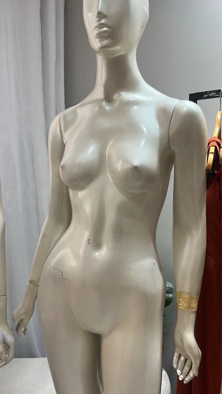 Manequim feminino 