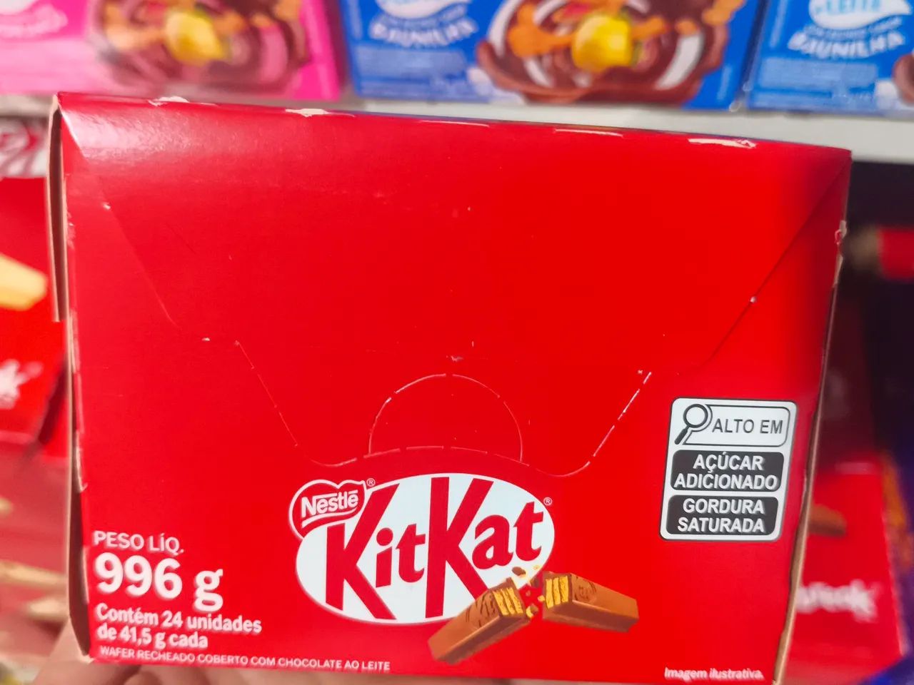 Kit Kat caixa fechada com 24un 996g - Foto 2