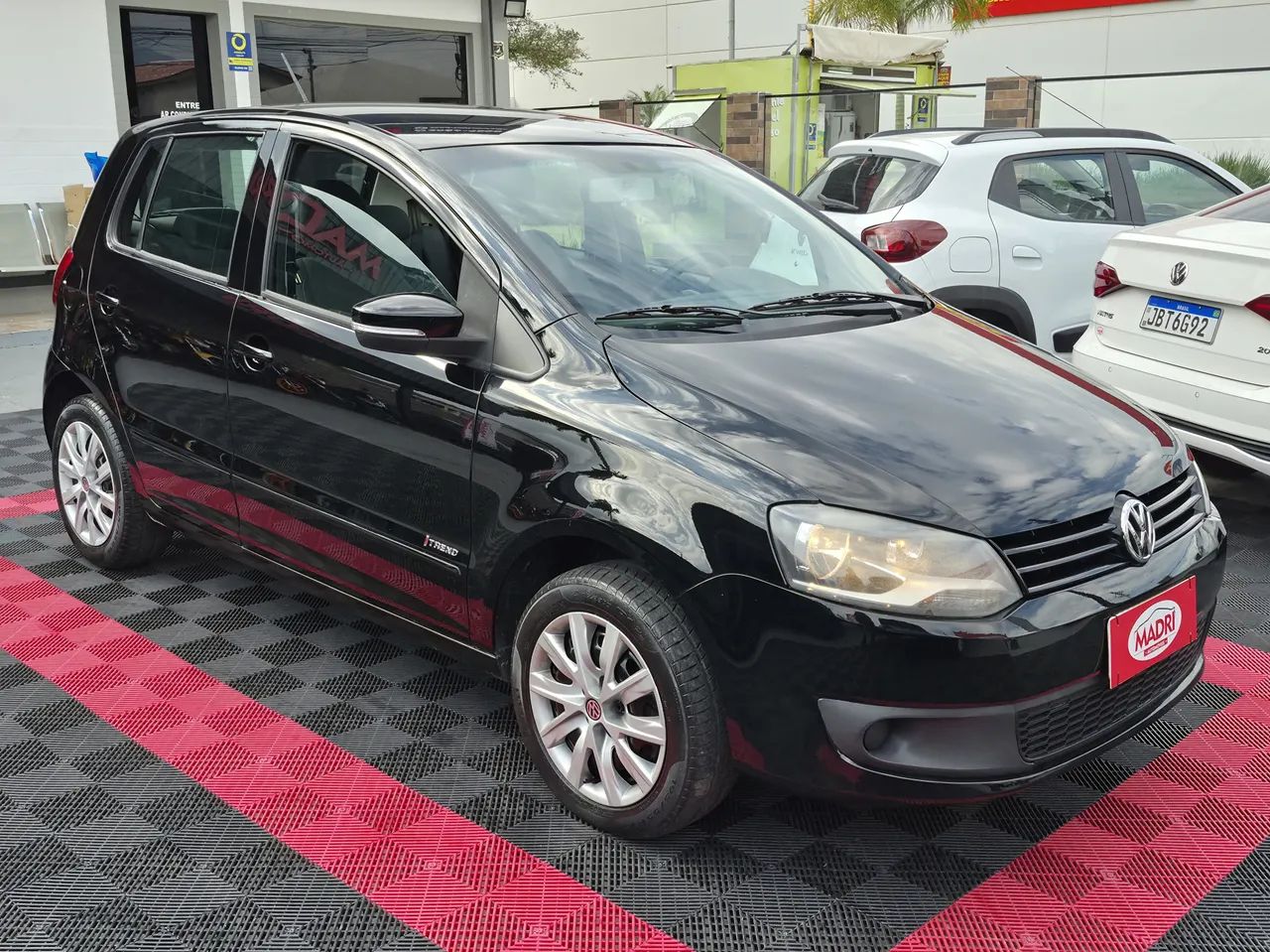 Volkswagen Fox Trendline 1.0 Flex 8V 5P 2012 - Foto 4