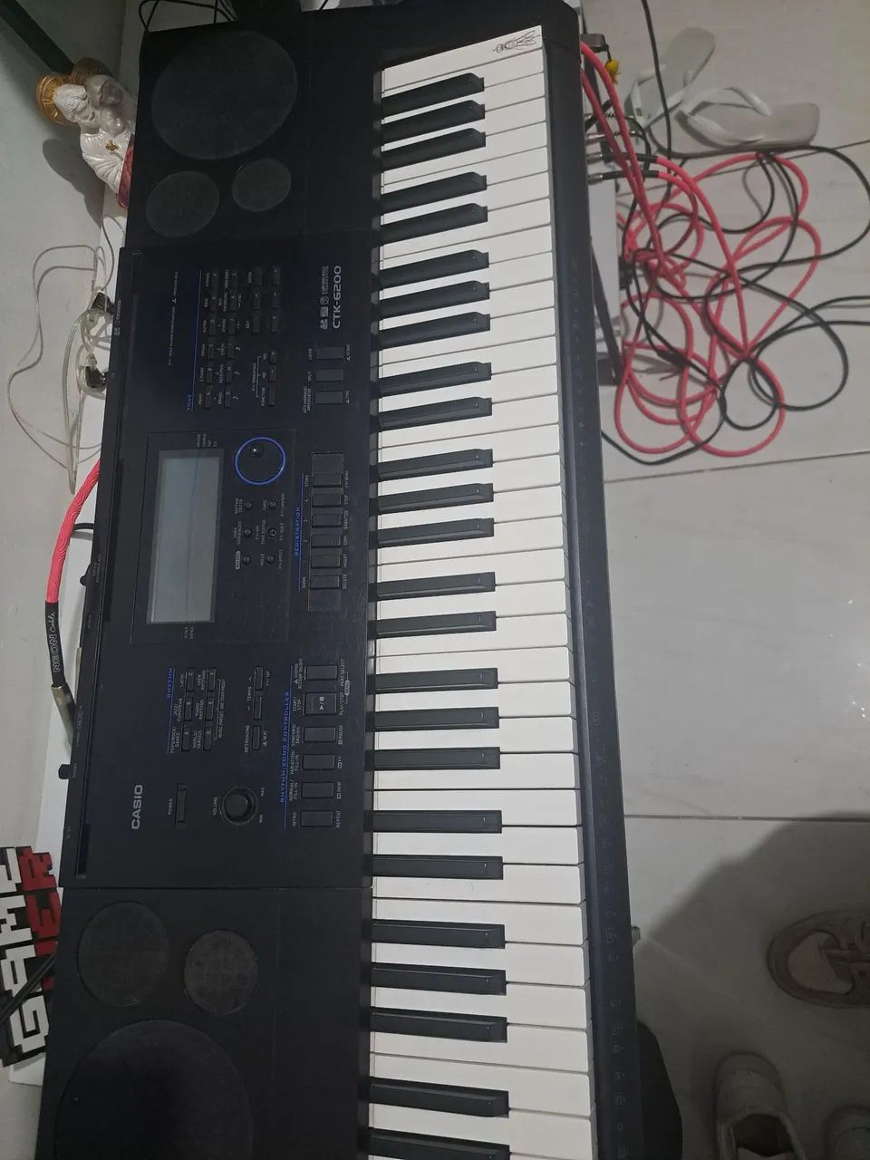 VENDO TECLADO CTK 6200 - ENVIO COM CASE, PEDESTAL E PEDAL - Foto 2