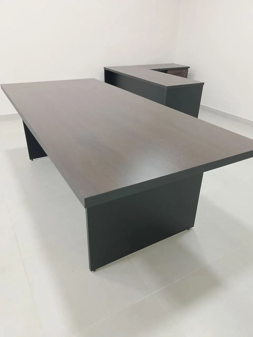 Mesa executiva 433925567001415684