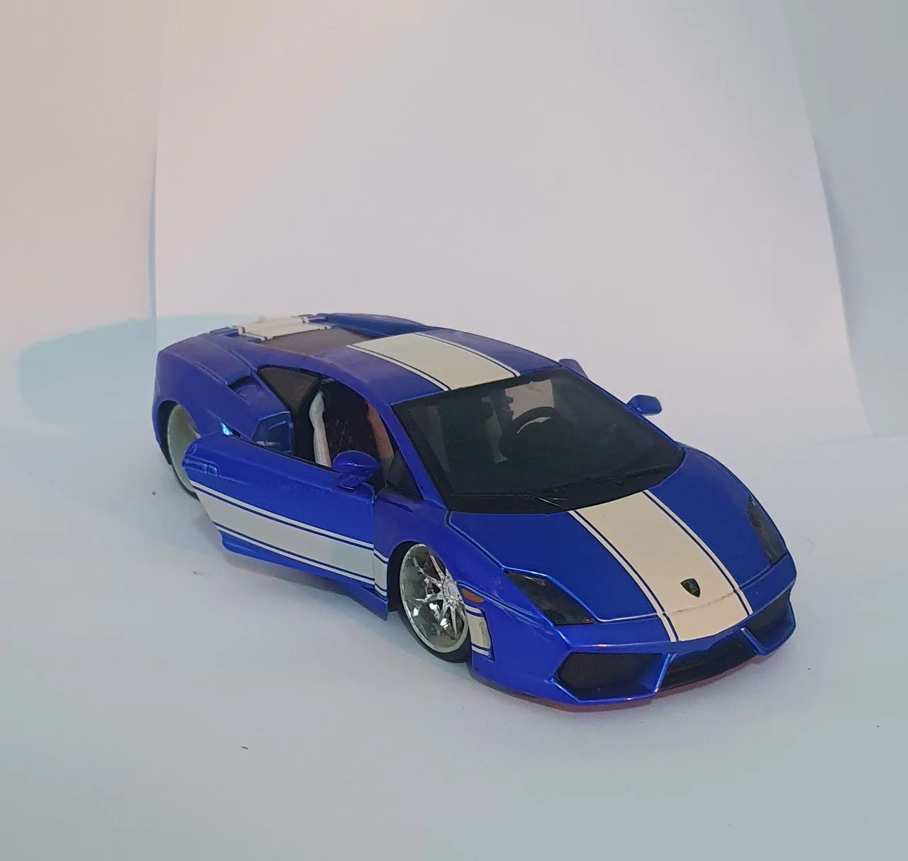 Miniatura 1:24 - Foto 2