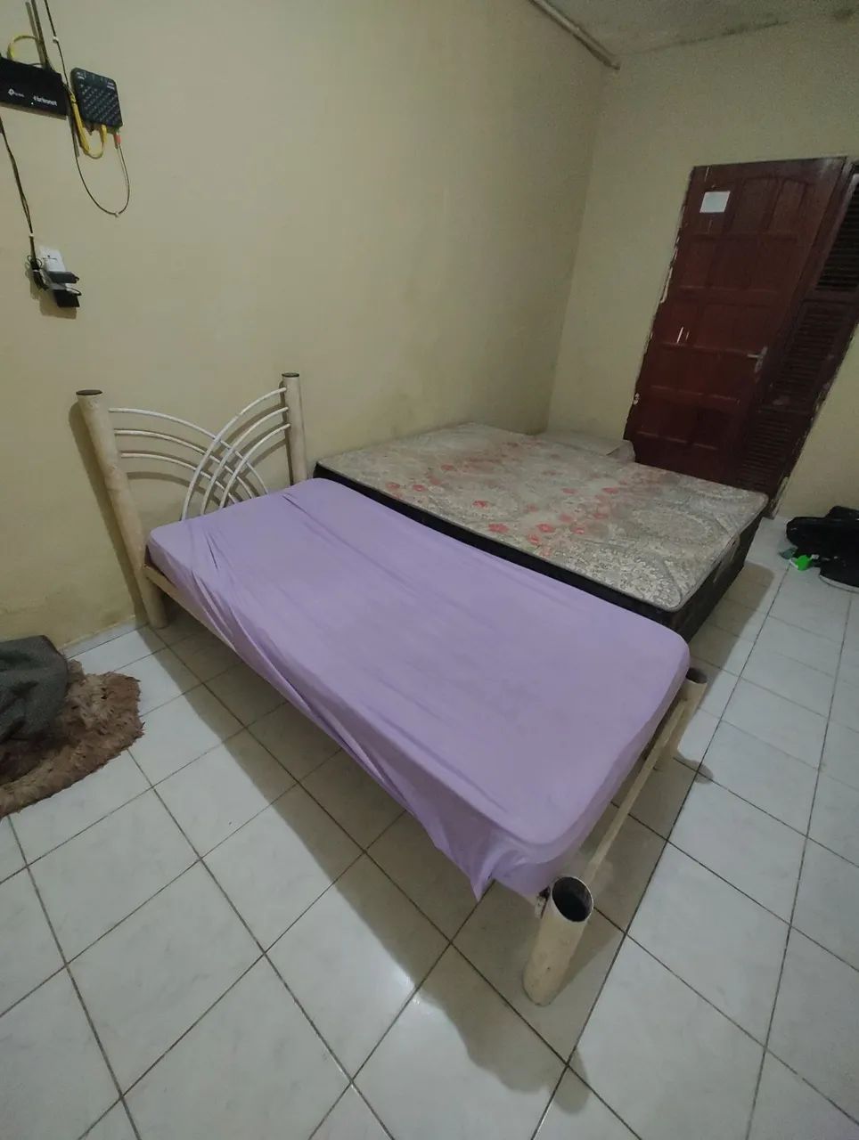 vendo 1 cama de casal e 1 cama de solteiro  - Foto 2