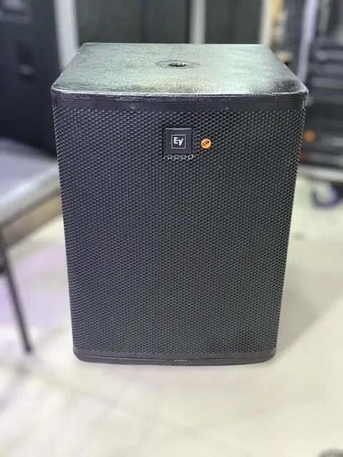 Sub Ativo Eletrovoice elx118p 