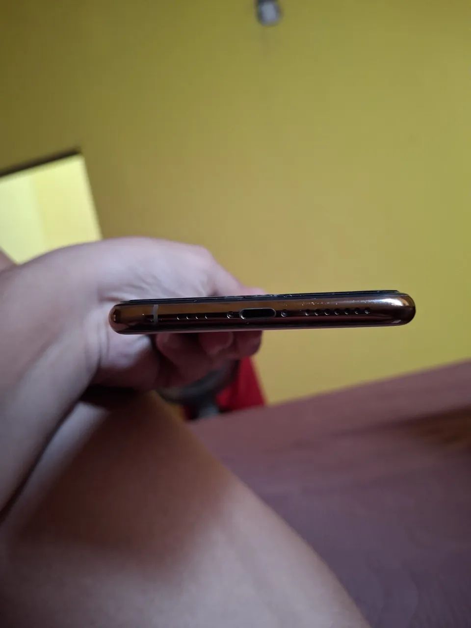 Iphone 11 Pro Max Dourado  - Foto 5