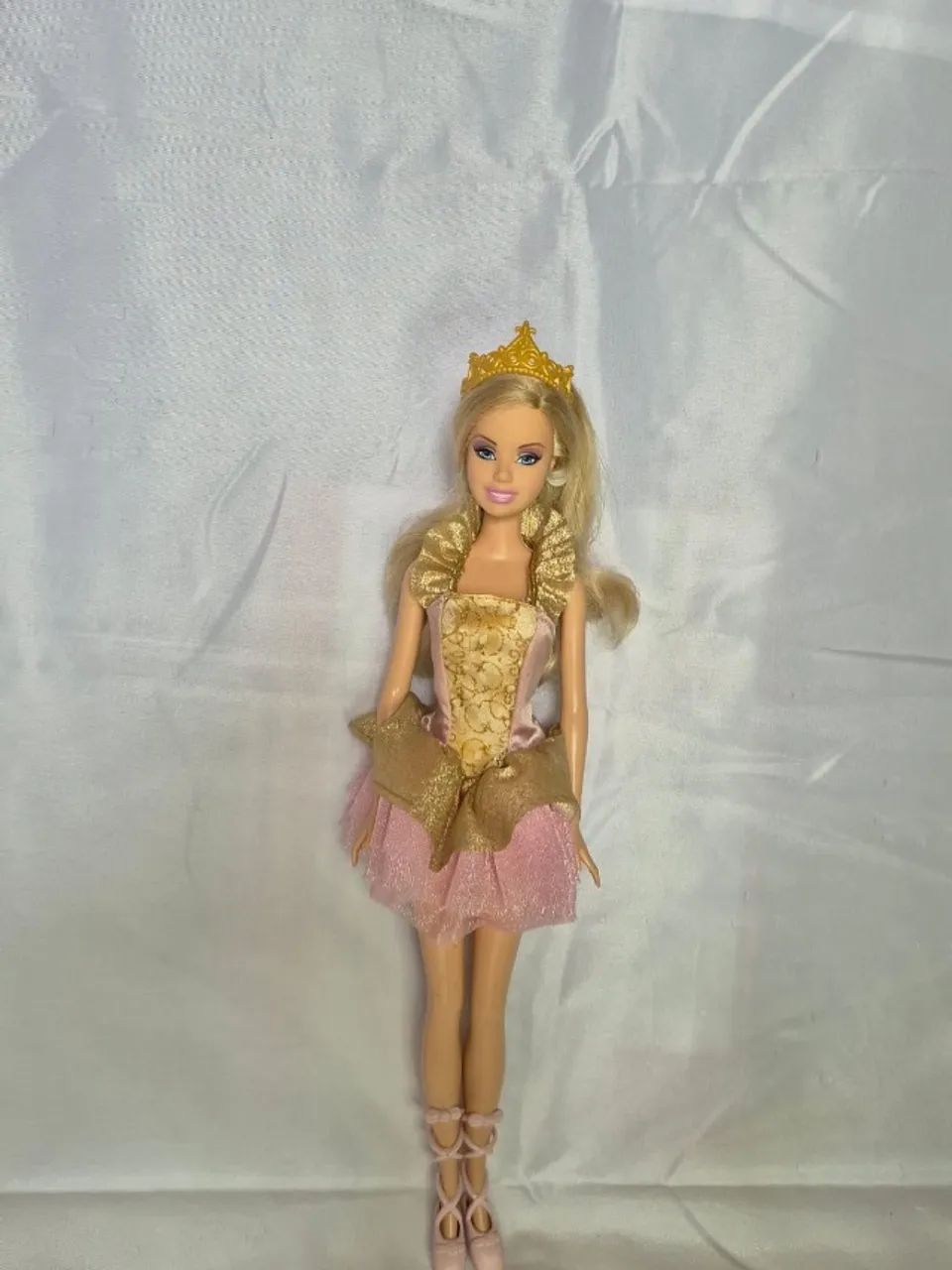 Barbie Princesa Annelise versão bailarina Barbie a princesa e a Plebeia