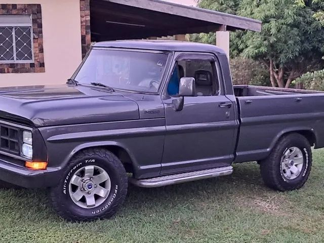 Ford F-1000 S. S. Diesel / S.s. Diesel Turbo 1987
