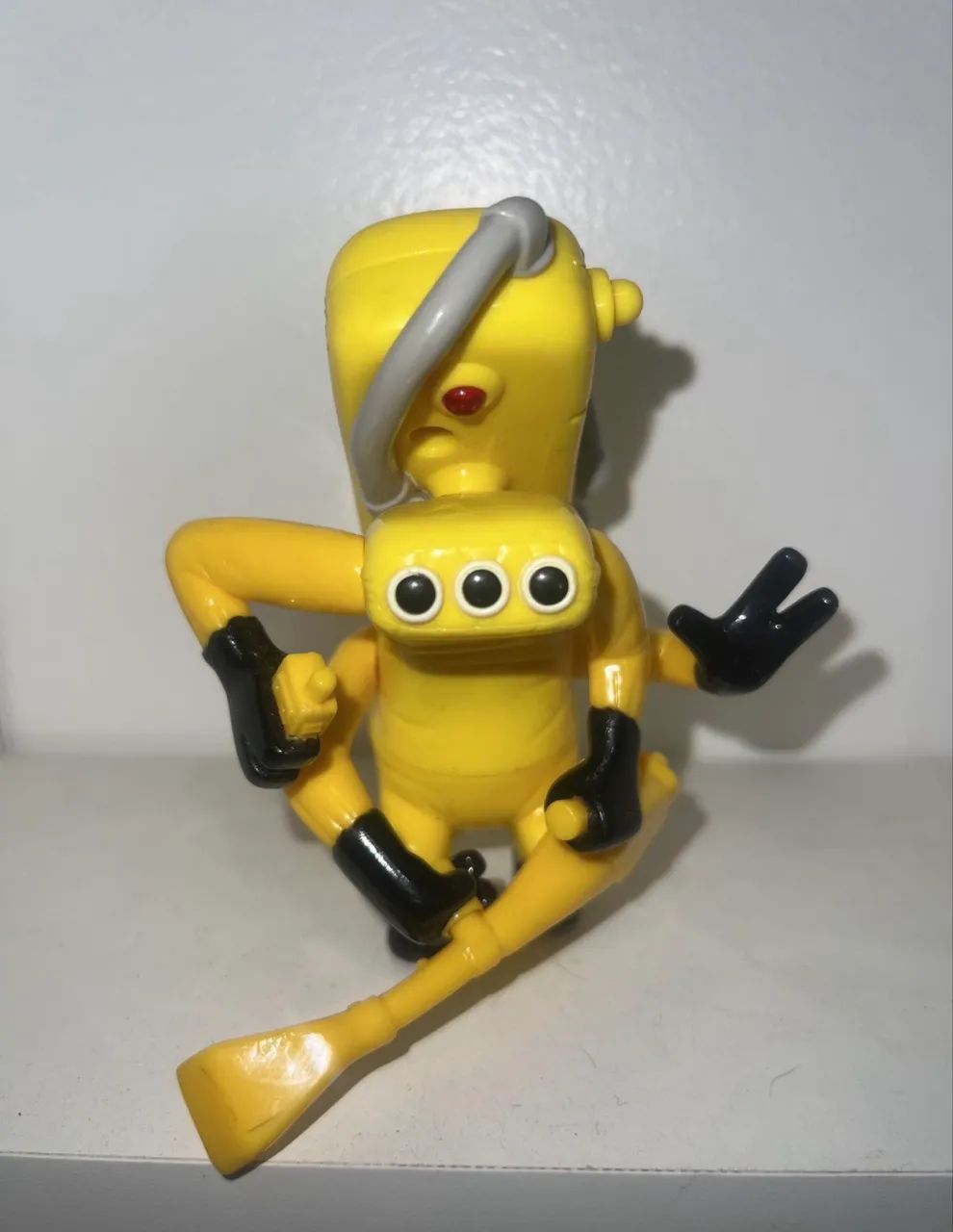 Boneco CDA monstros S.A