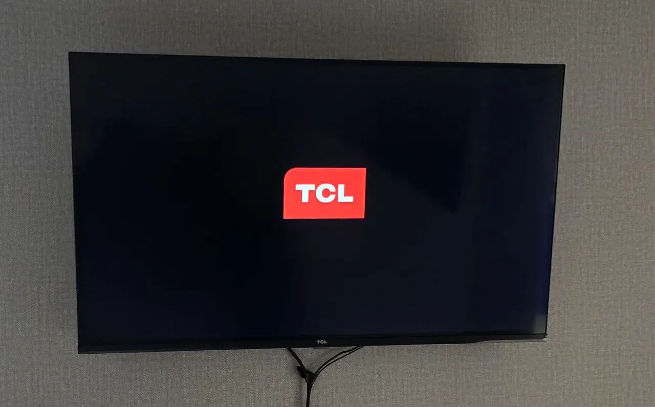 Televisão 32 polegadas TCL - impecável  - Foto 2