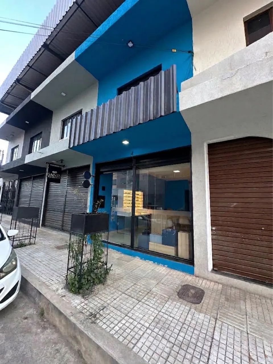 Loja completa no bairro Todos os Santos 