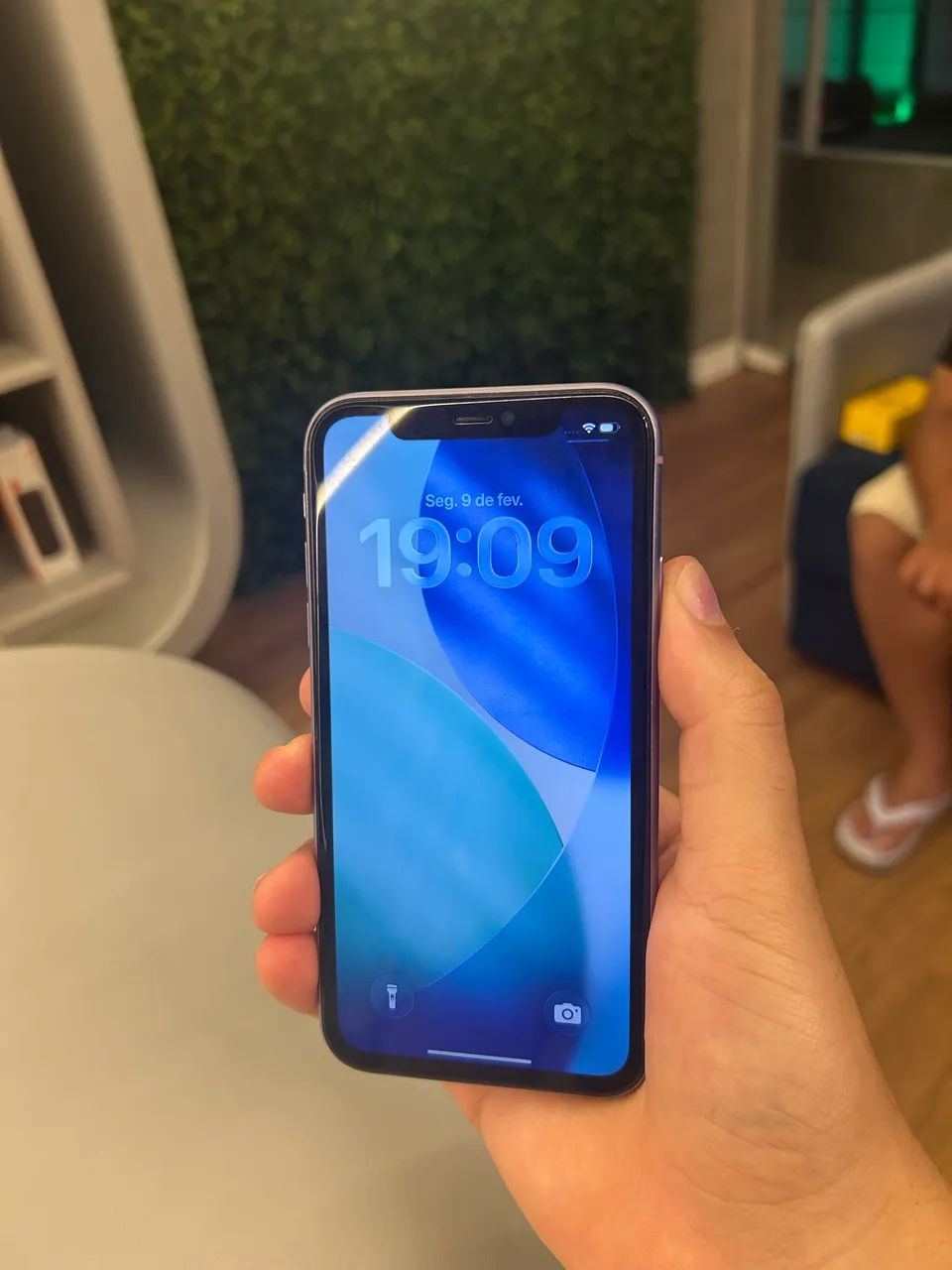 iPhone 11 64 GB + Acessórios - Foto 3