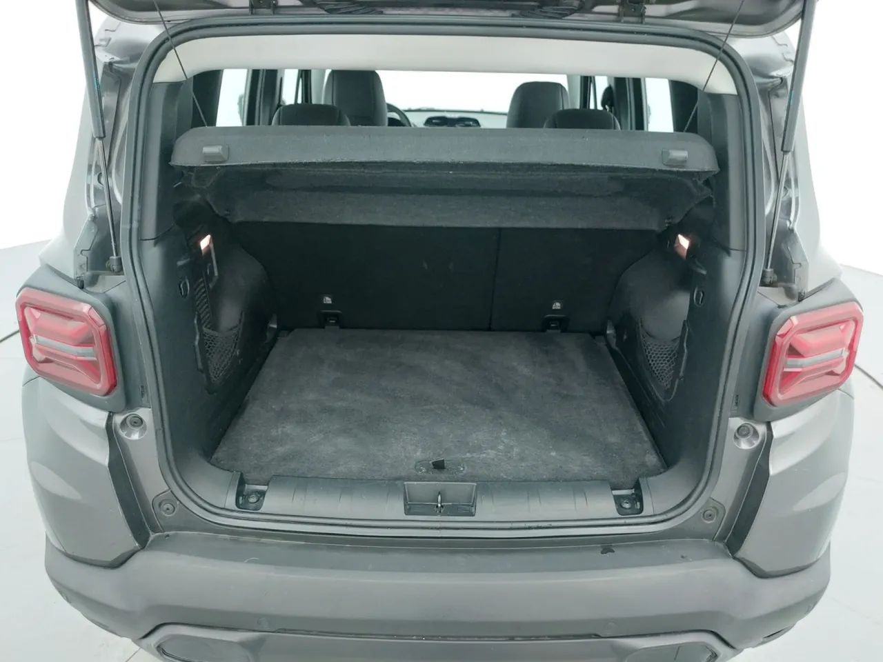 Jeep Renegade Long. T270 1.3 TB 4x2 Flex Aut., foto 9 de 18