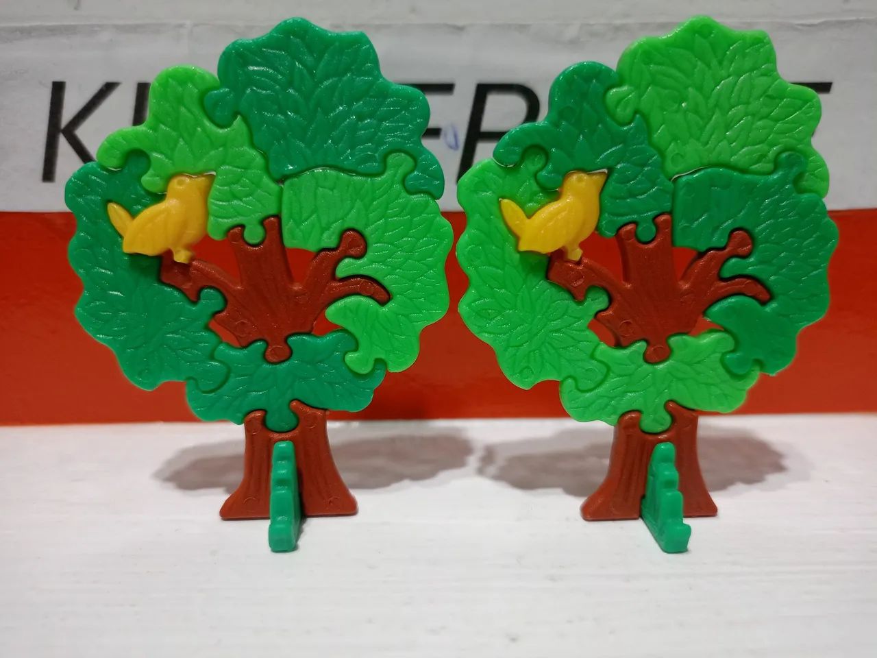 Kinder ovo Árvores Puzzle  - Foto 4