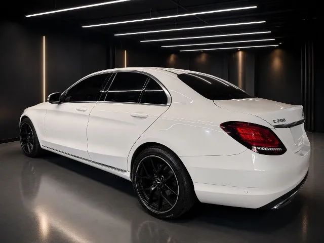 Mercedes-Benz C-200 2019