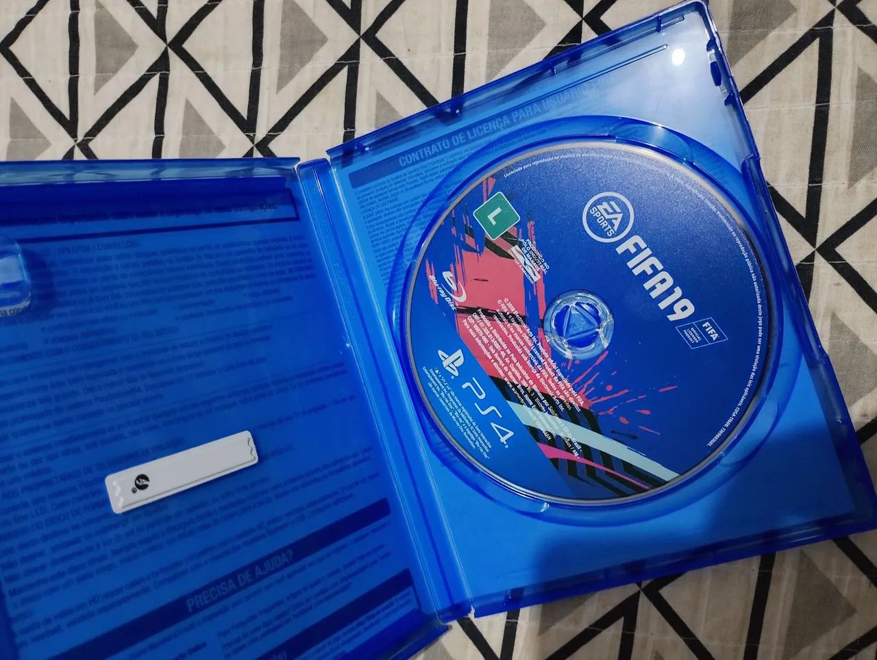 FIFA 19 PS4 faço Olx pay  - Foto 4