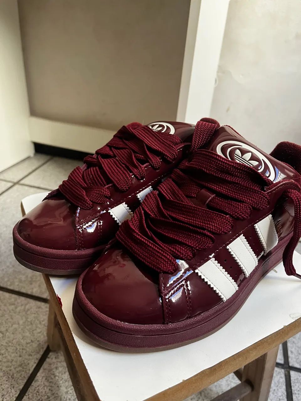 Tênis adidas a venda 