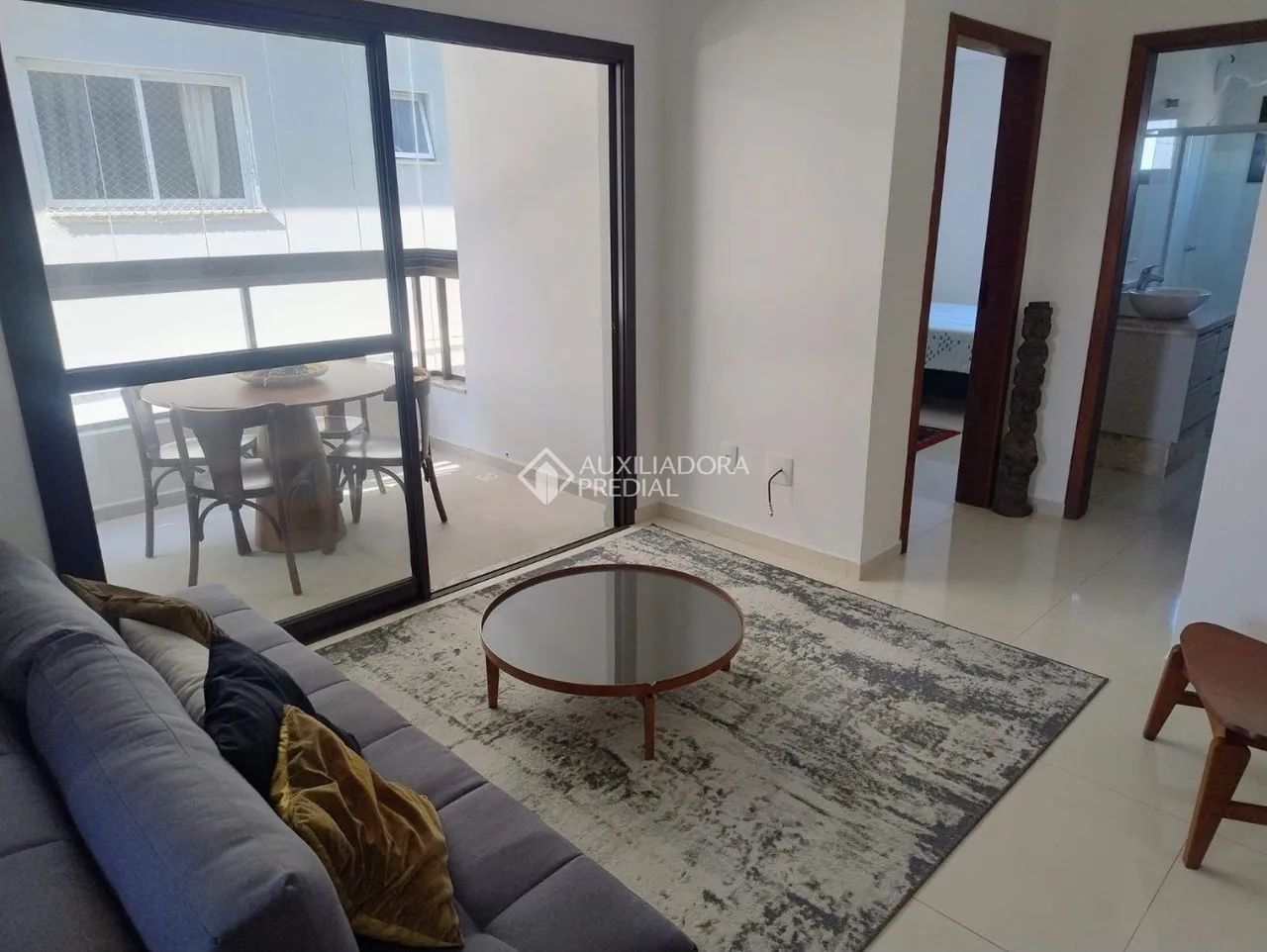 Apartamento mobiliado de 1 dormitório no Campeche Central - Foto 3