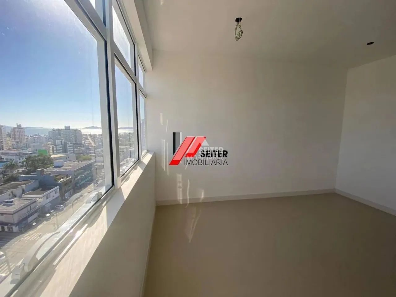 Sala comercial para alugar no estreito - Foto 2