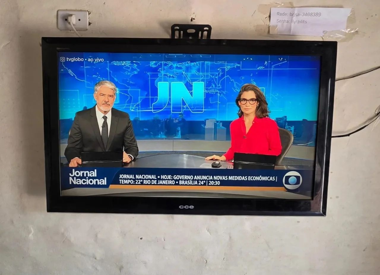 Tv 42 lcd não é smart 