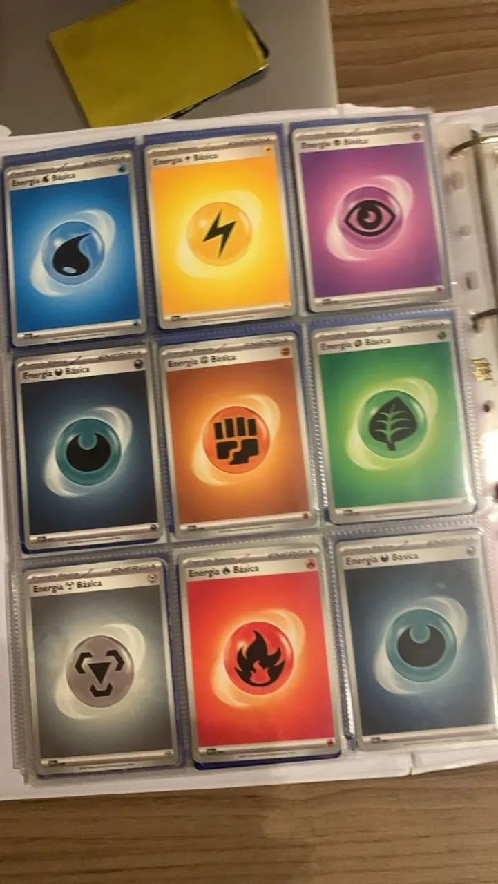 Figurinhas Álbum Pokémon  - Foto 2