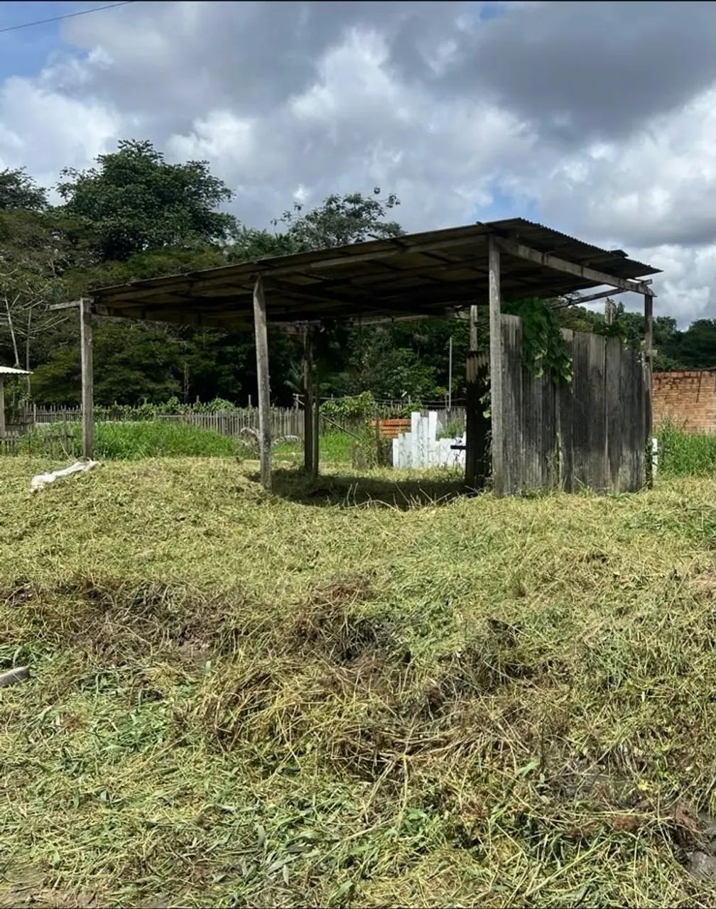 VENDE-SE TERRENO NO BAIRRO TENONÉ. 