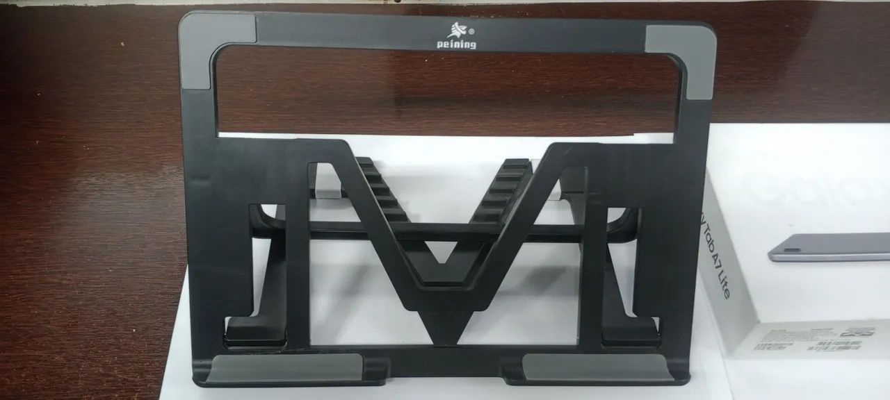 Suporte e caixa para tablets 