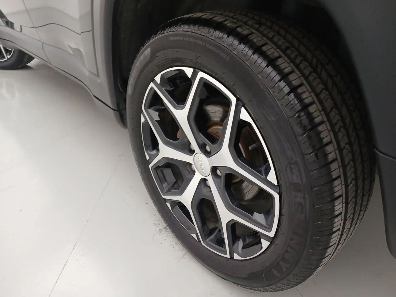 Jeep Compass LONG. T270 1.3 TB 4x2 Flex Aut., foto 12 de 18