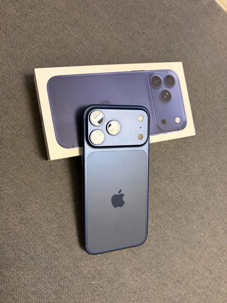 iPhone 17 Pro Max 256GB Deep Blue  - Excelente estado!!!
