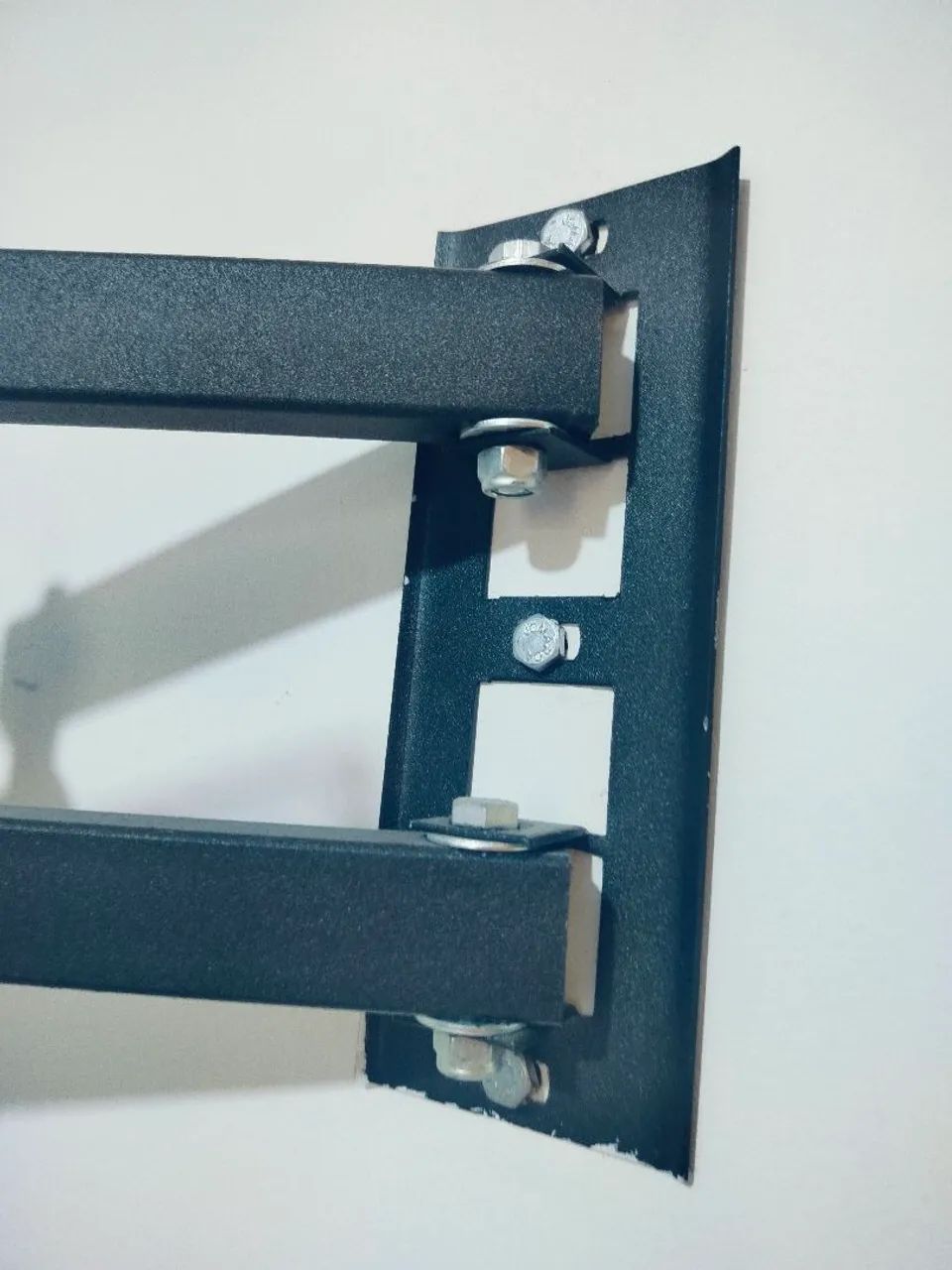 Suporte De TV universal - Articulado de 14 a 58 Polegadas, braço longo cor preta. - Foto 4