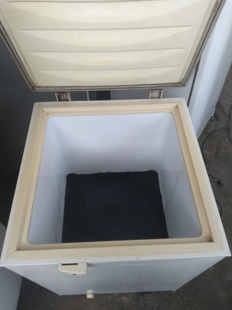 Vendo Freezer Horizontal Electrolux  - Foto 4
