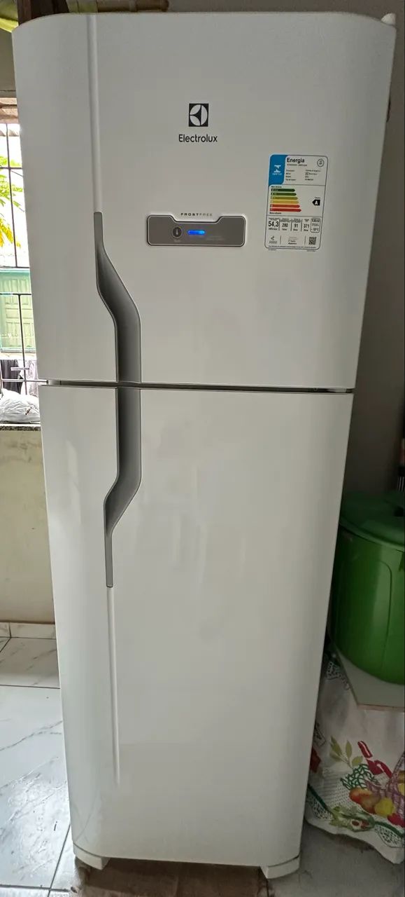 VENDO GELADEIRA ELETROLUX - Foto 2