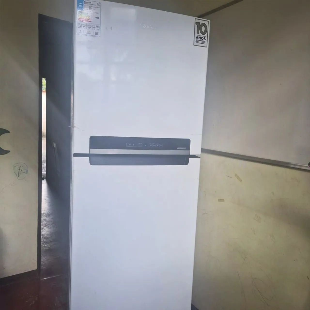 Geladeira Midea 220V - 425 litros - Praticamente nova - Foto 3