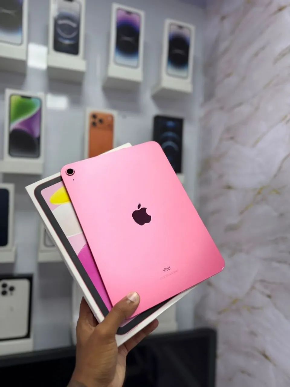 IPAD 10 64GB MUITO LINDO<br>R$ 2.099,00