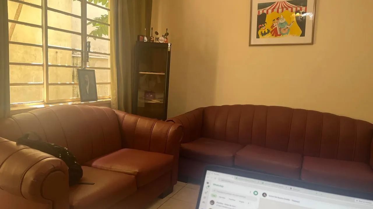 Sofá Chesterfield em couro  - Foto 2