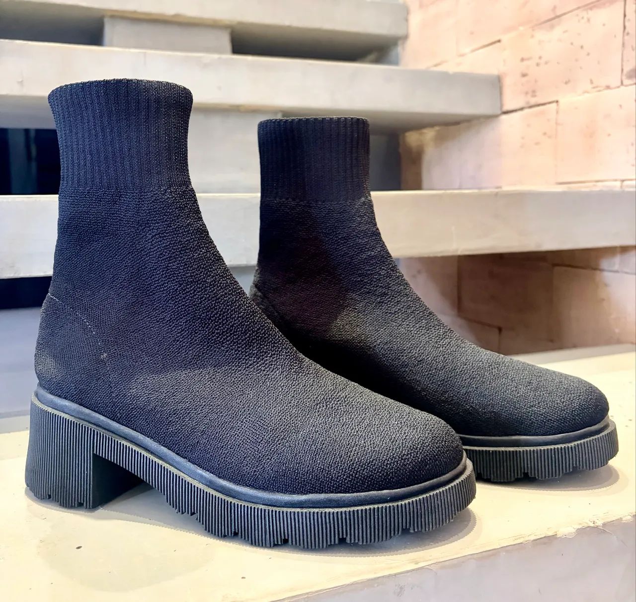 Bota em tecido 