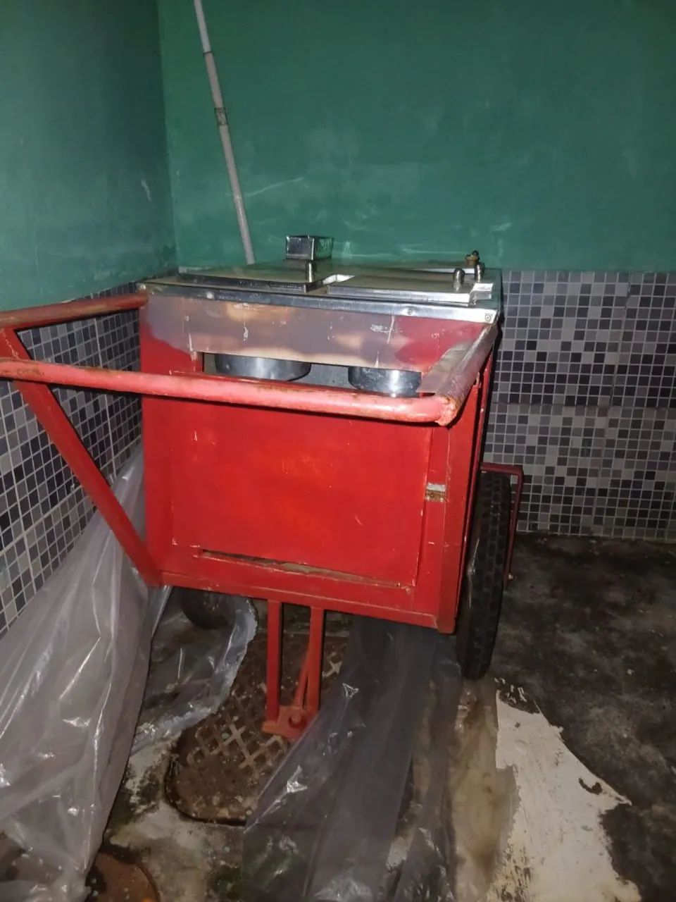 Carrinho de Lanche (cachorro-quente, caldos...), todo completo  - Foto 2