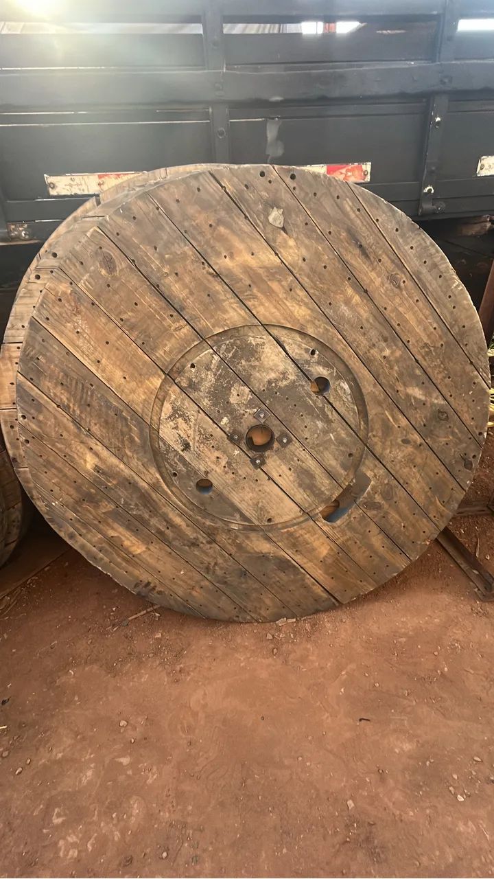 Rodas de madeira