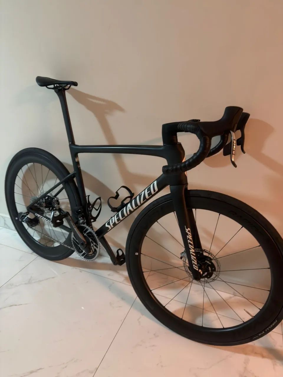 Bicicleta Specialized Tarmac SL8 Pro - Tamanho 56 | Equipada com SRAM Red - Performance 