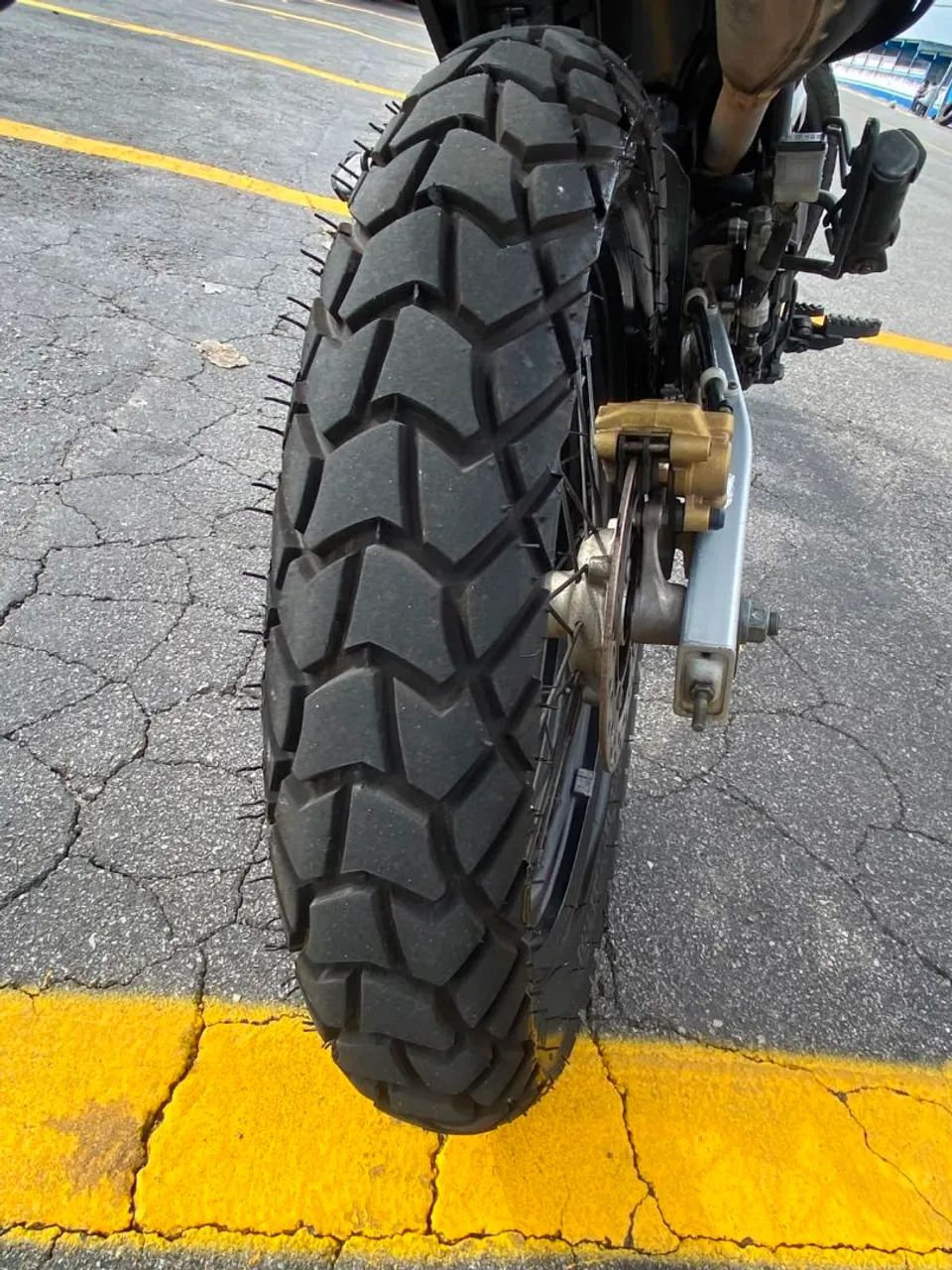 HONDA XRE 300  - Foto 5