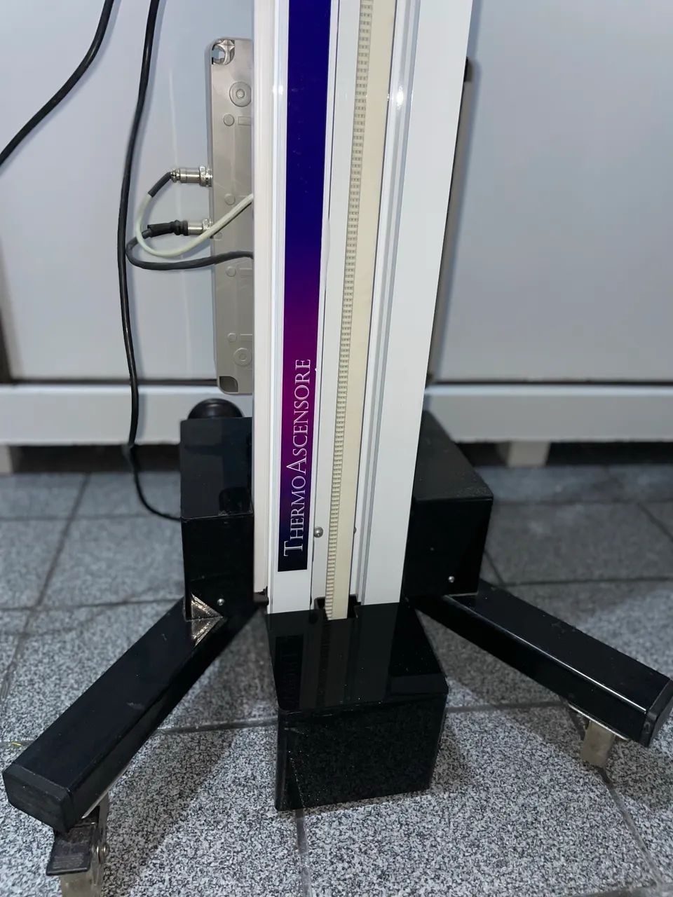 Thermoascensore Coluna - Torre de Termografia / Biometria Postural